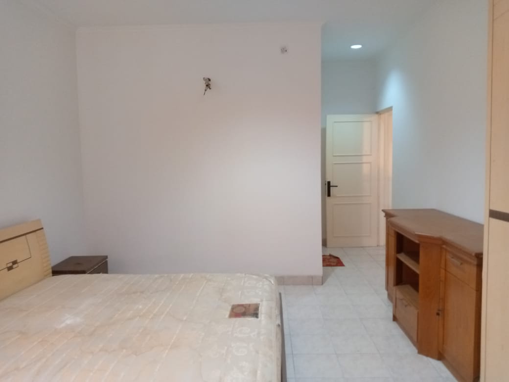 Rumah Hook Disewakan Sei Furnished di Lippo Cikarang